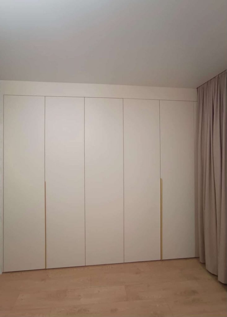Dulap și dressing