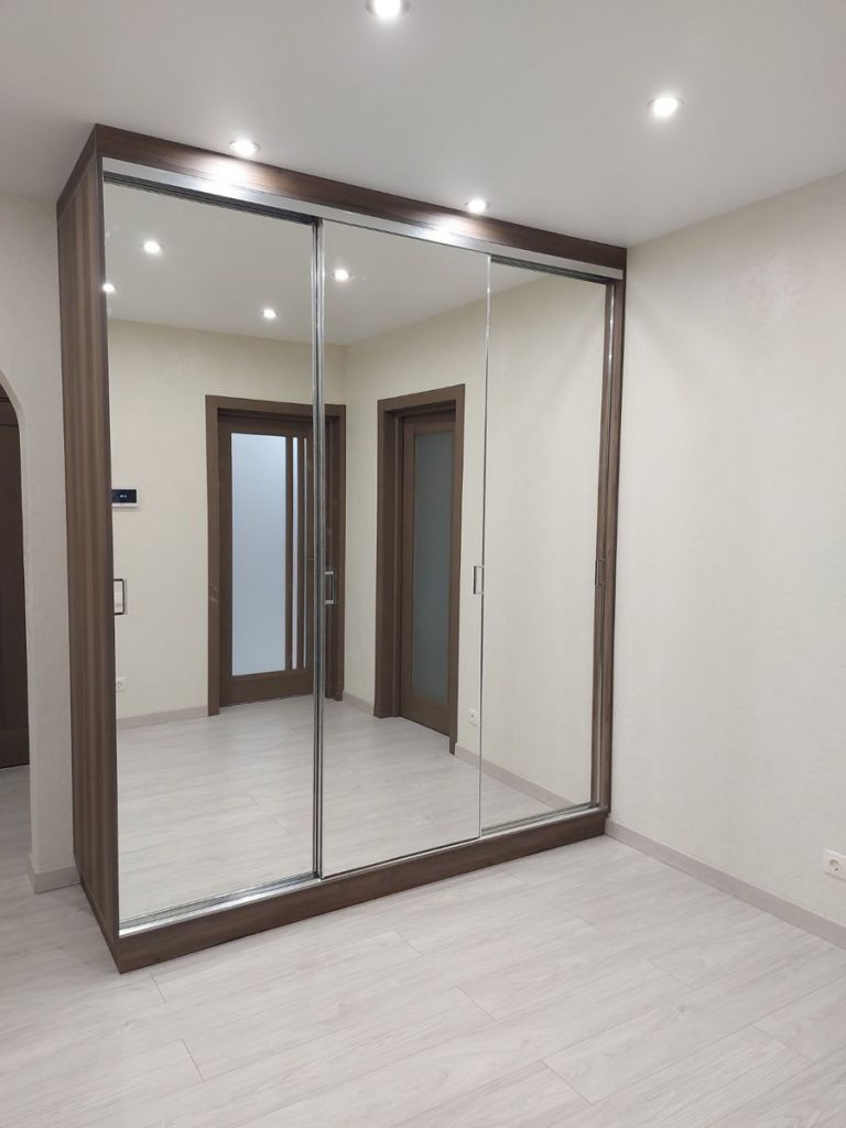 Dulap și dressing